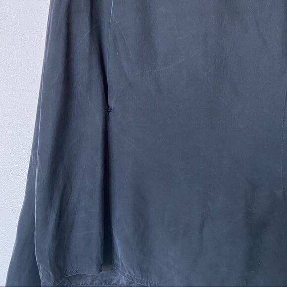 Geoffrey Beene Sport 100% Silk Button Back Blouse Size 10 - Picture 4 of 10